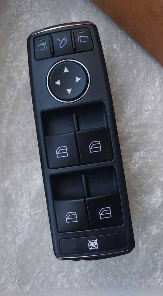 Переключатель стеклоподъемника Mercedes C200, C260, E260, E300