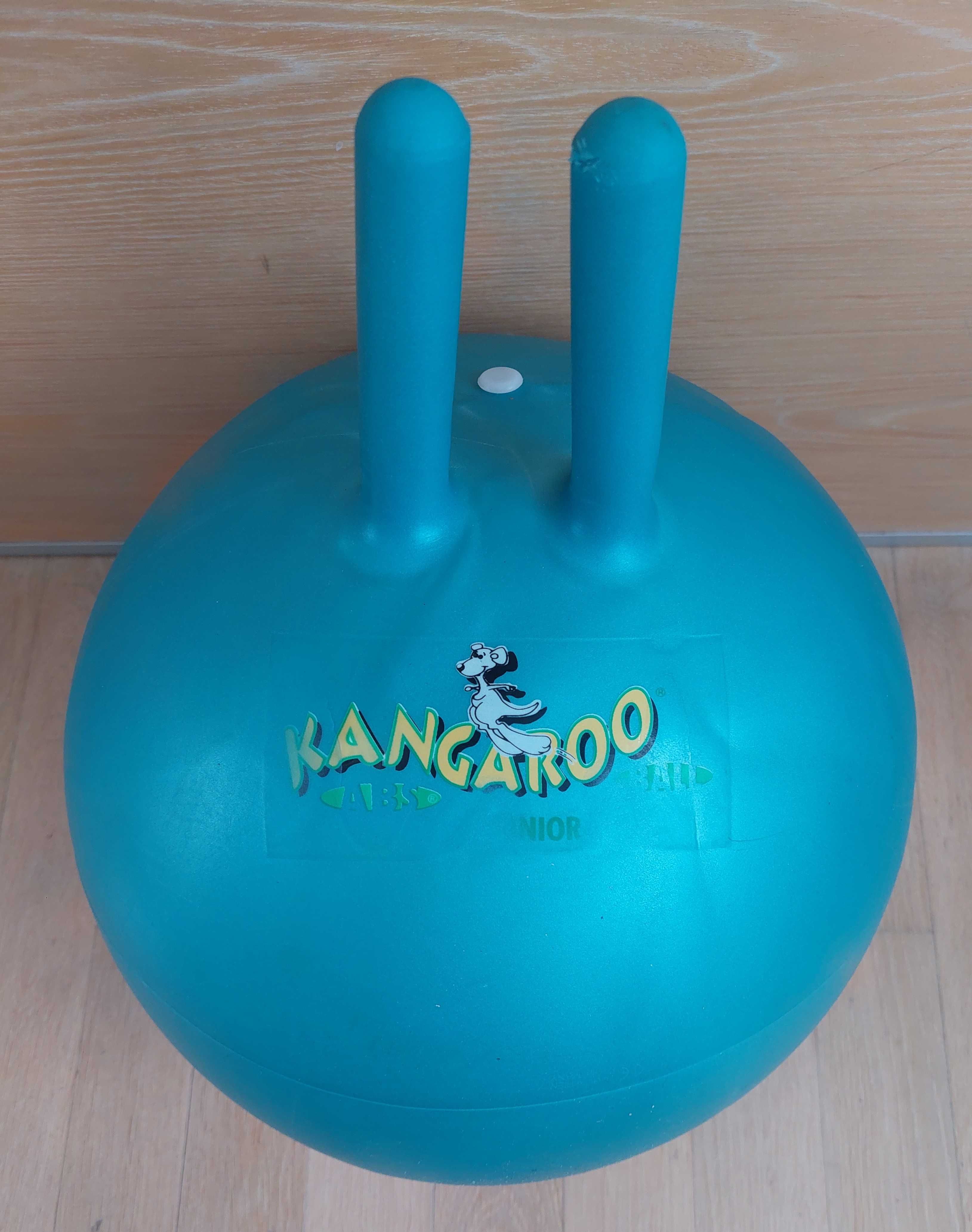 Piłka z uchwytami dla dzieci Kangaroo Junior 45cm TOGU
