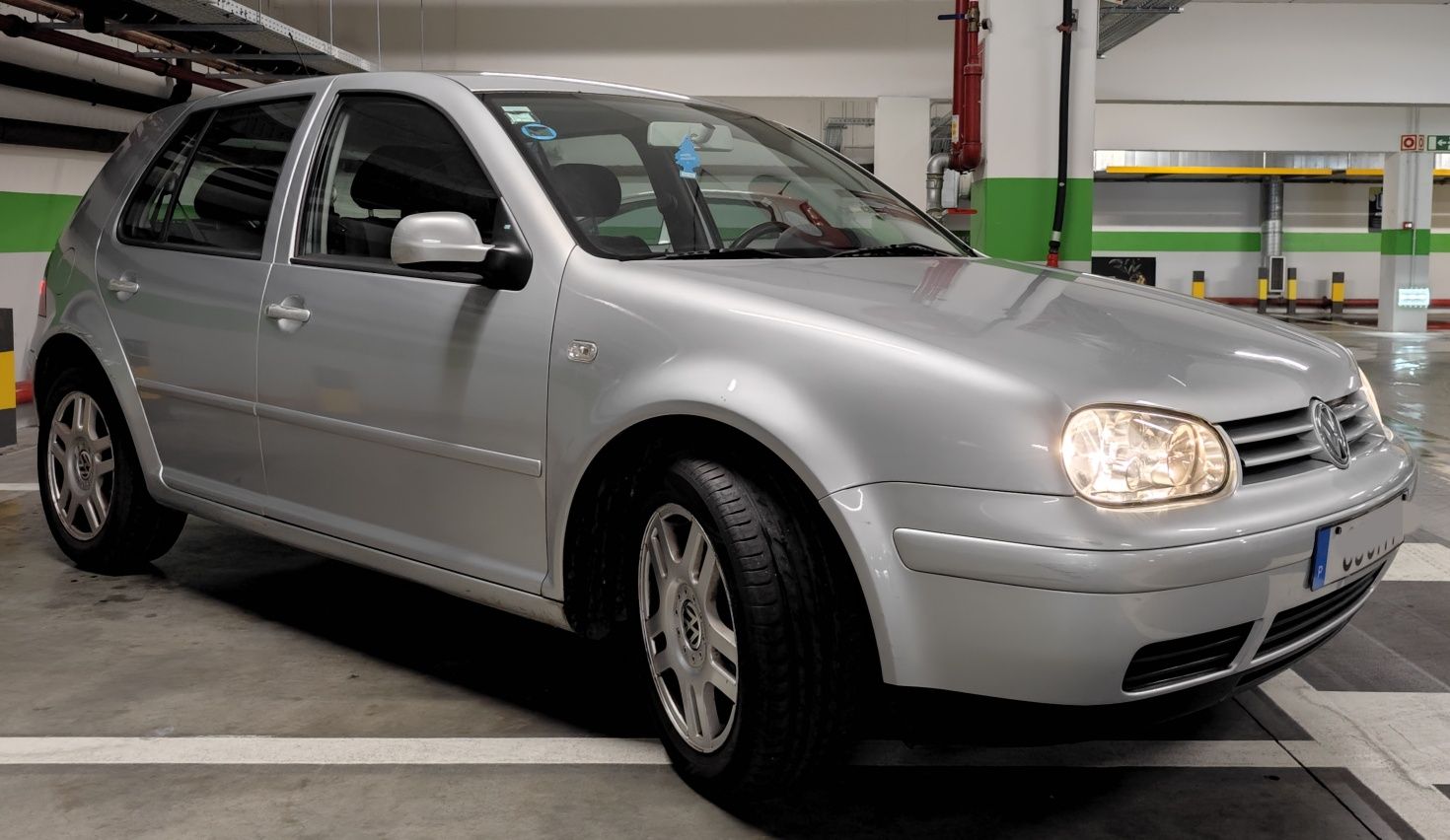 RESERVADO || VW GOLF 1.4i "25 Anos" | Ar Condicionado