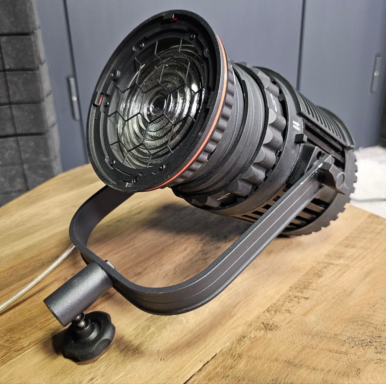 Лінза френелю Nanlite CN-60F LED Fresnel Light