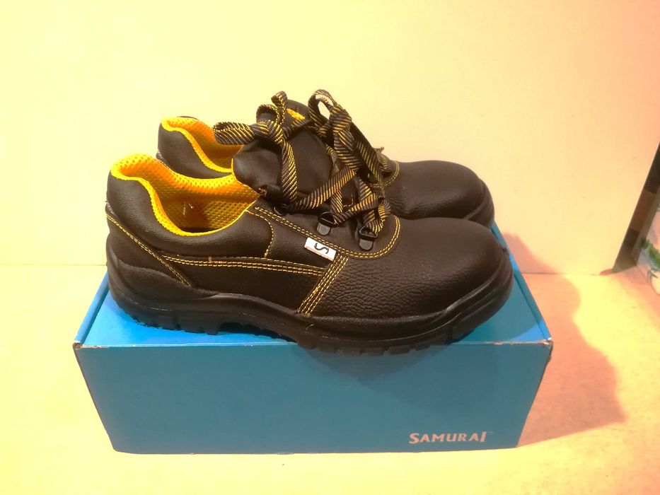 Buty robocze wzmocnione