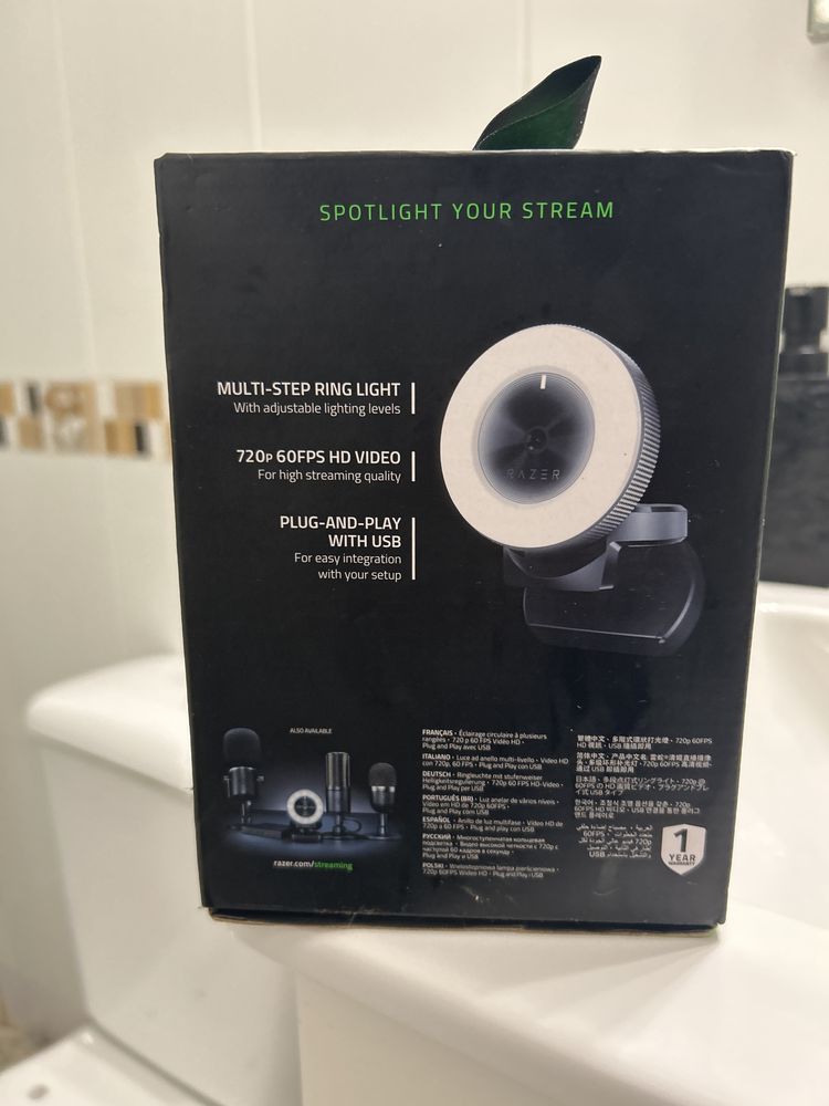 Camara Razer Nova