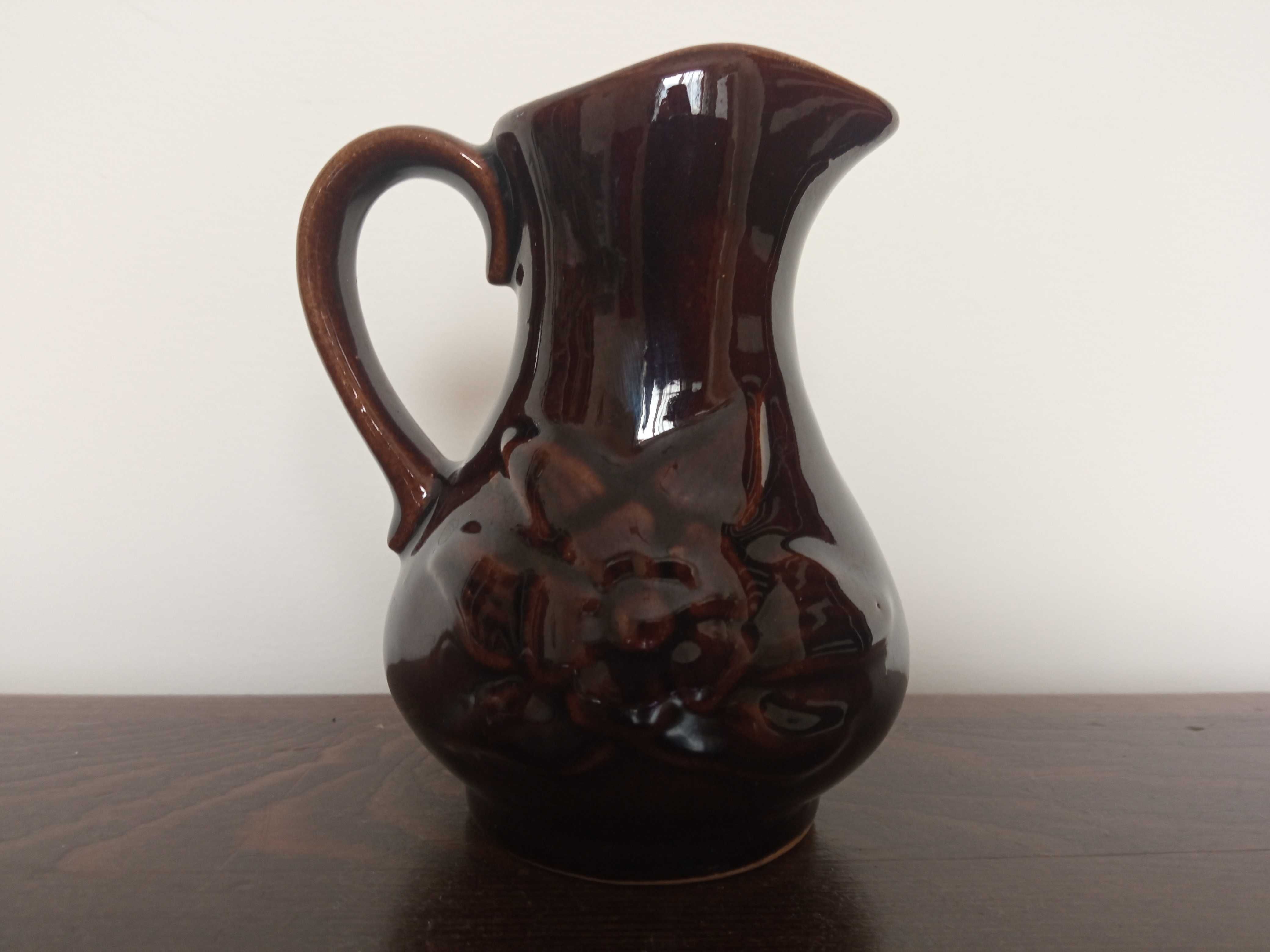 Dzbanek dzbaneczek mlecznik 200 ml ceramiczny wazonik wazon