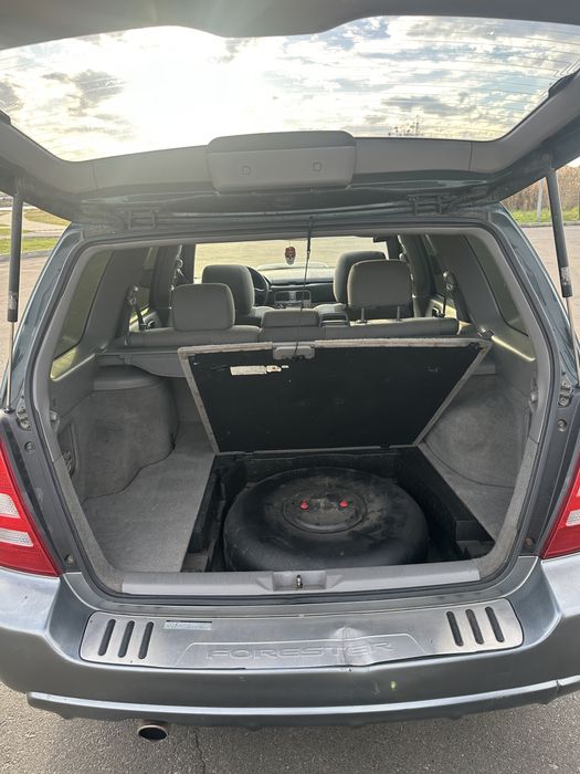 Subaru Forester 2003 2.0 ТОРГ