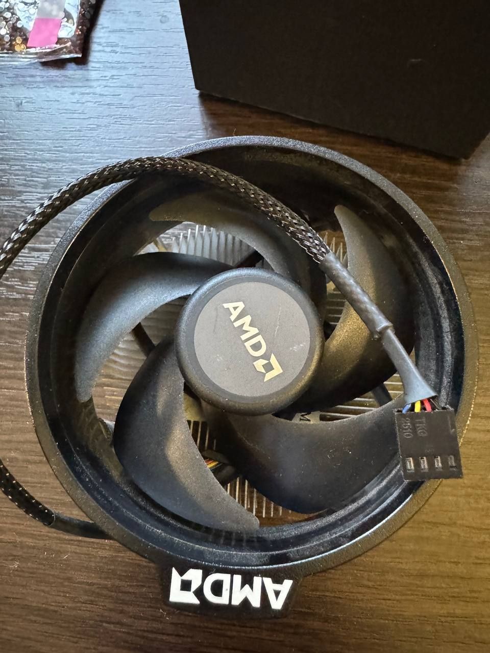 Кулер процесора AMD Wraith Stealth Ryzen Socket AM4 /AM5 65W712-000046