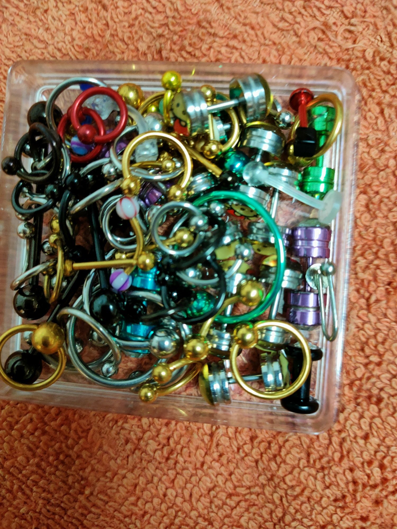 Pack de 80 peças de piercing Novos aço cirúrgico vários modelos .