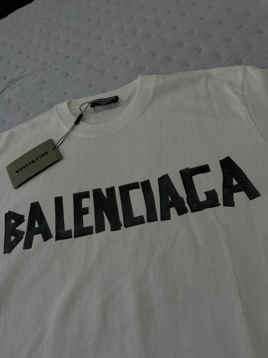 T-shirt Balenciaga