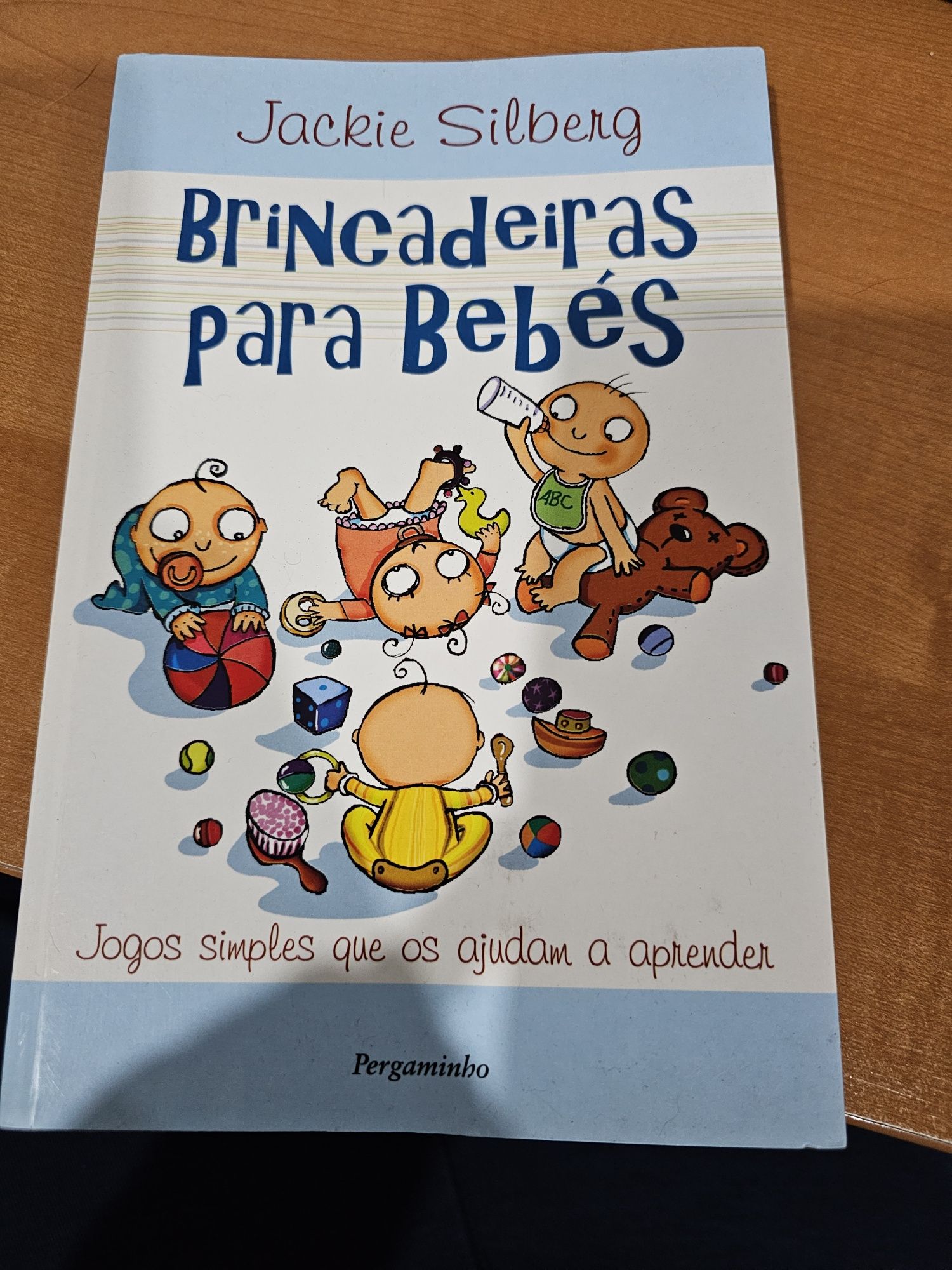 Livro brincadeiras para bebés de Jackie Silberg