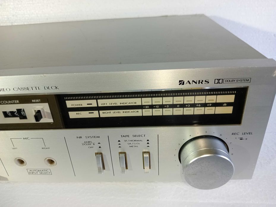 deck marca  jvc kd-d2