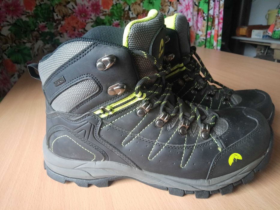 Buty trekingowe ELBRUS