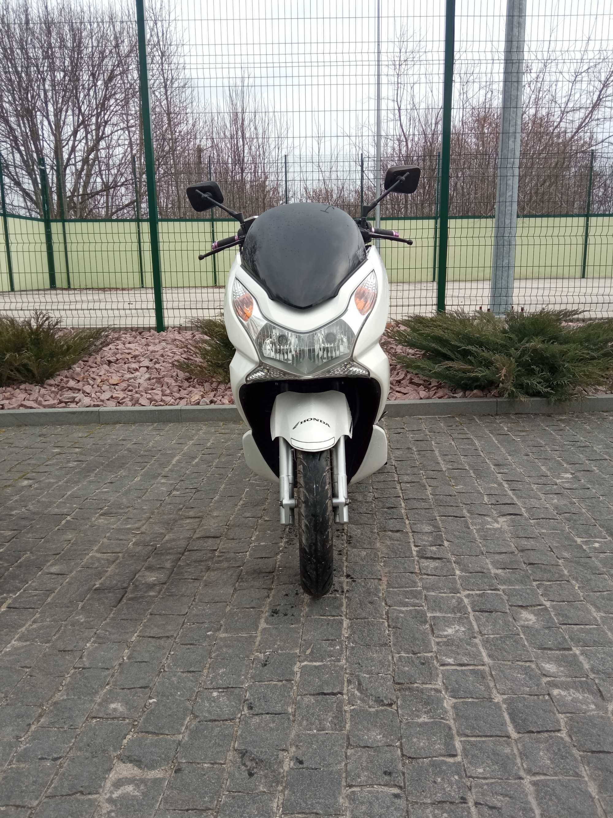 Honda PCX 125 інжекторний водяне охолодження