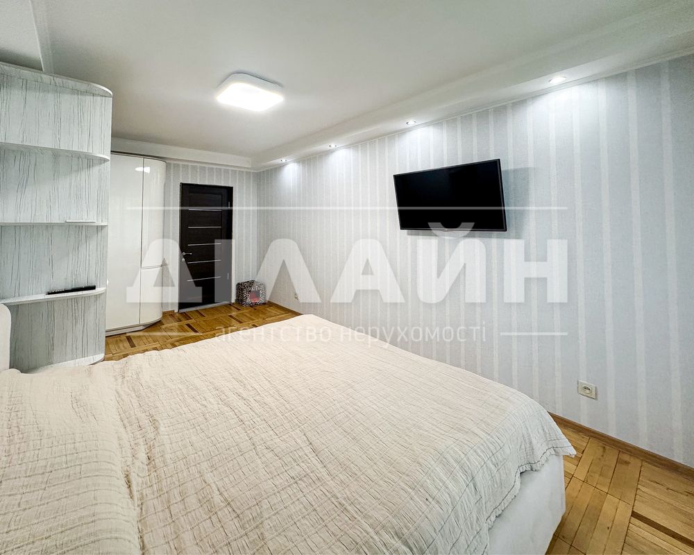 Уютная 3х комнатная квартира 68 м2 на Украинской .