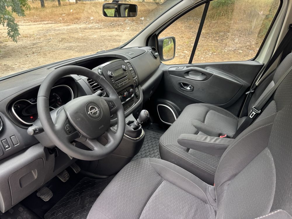 Opel Vivaro 9Lugares  2017 Nacional