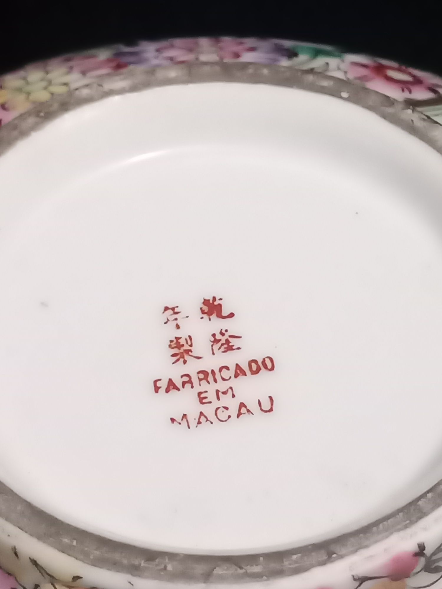 Taça ou saladeira mil flores fabricado em Macau