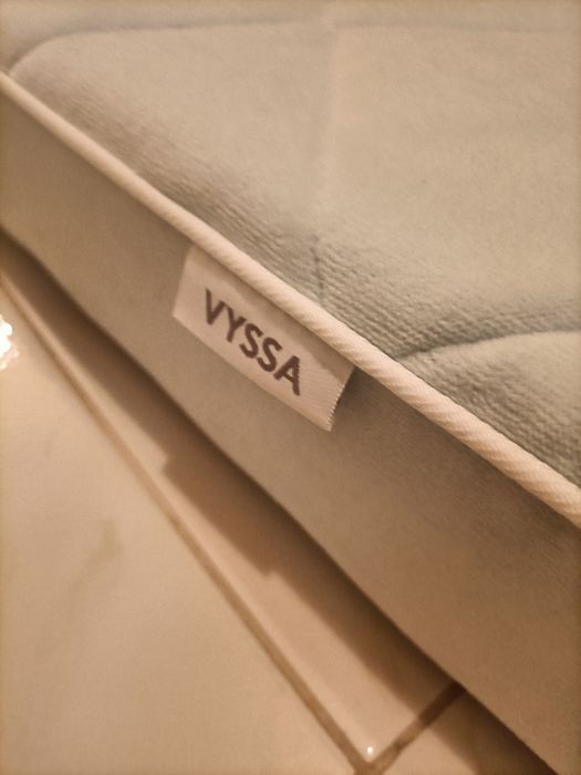 Colchão + capa colchão Vyssa || Novo 120 x 60 cm