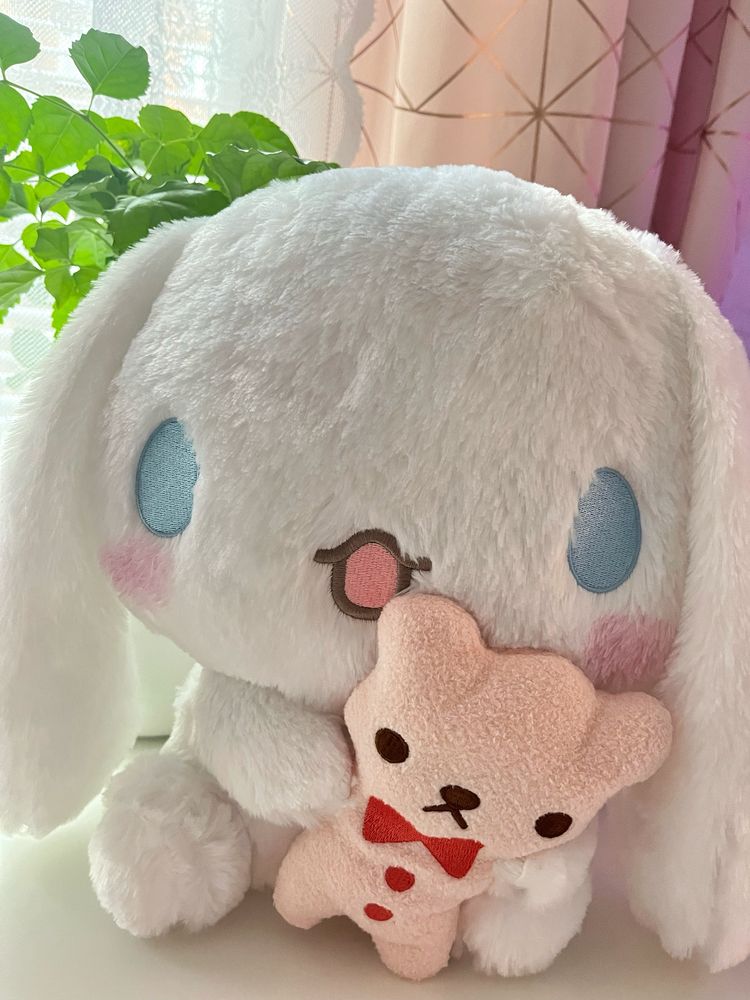 Pluszak Cinnamoroll z misiem Hugging Pink Bear Furyu