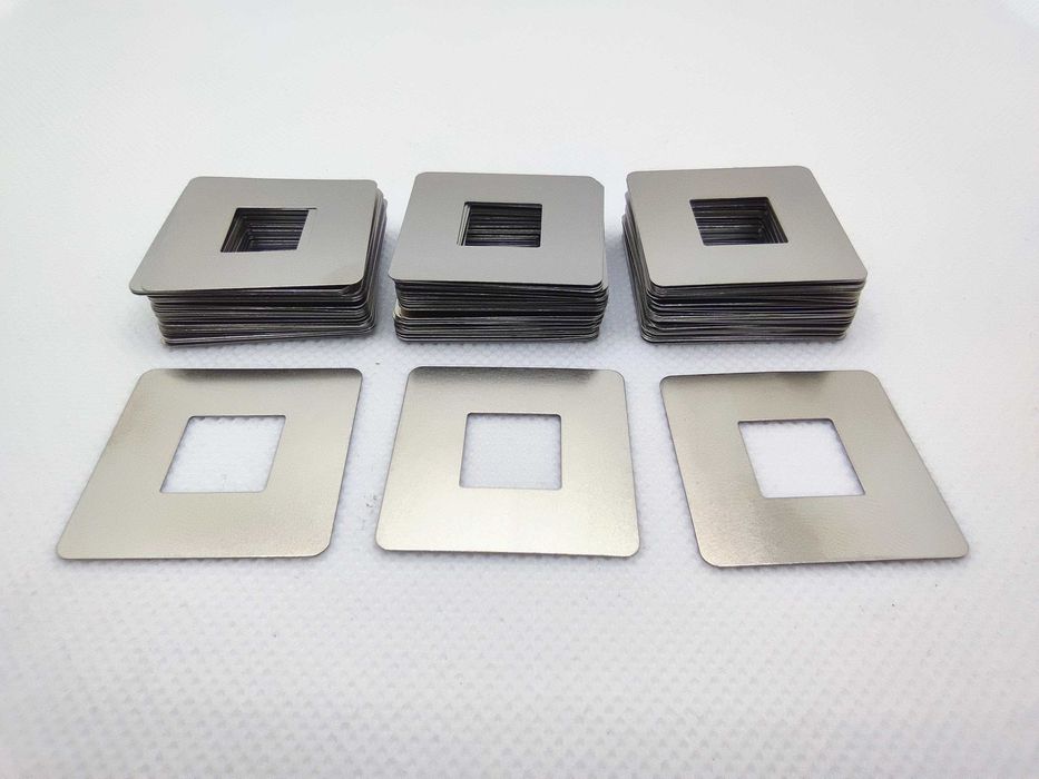 Никилированая лента для  сварки аккумуляторов 30,5*30,5*0,2мм