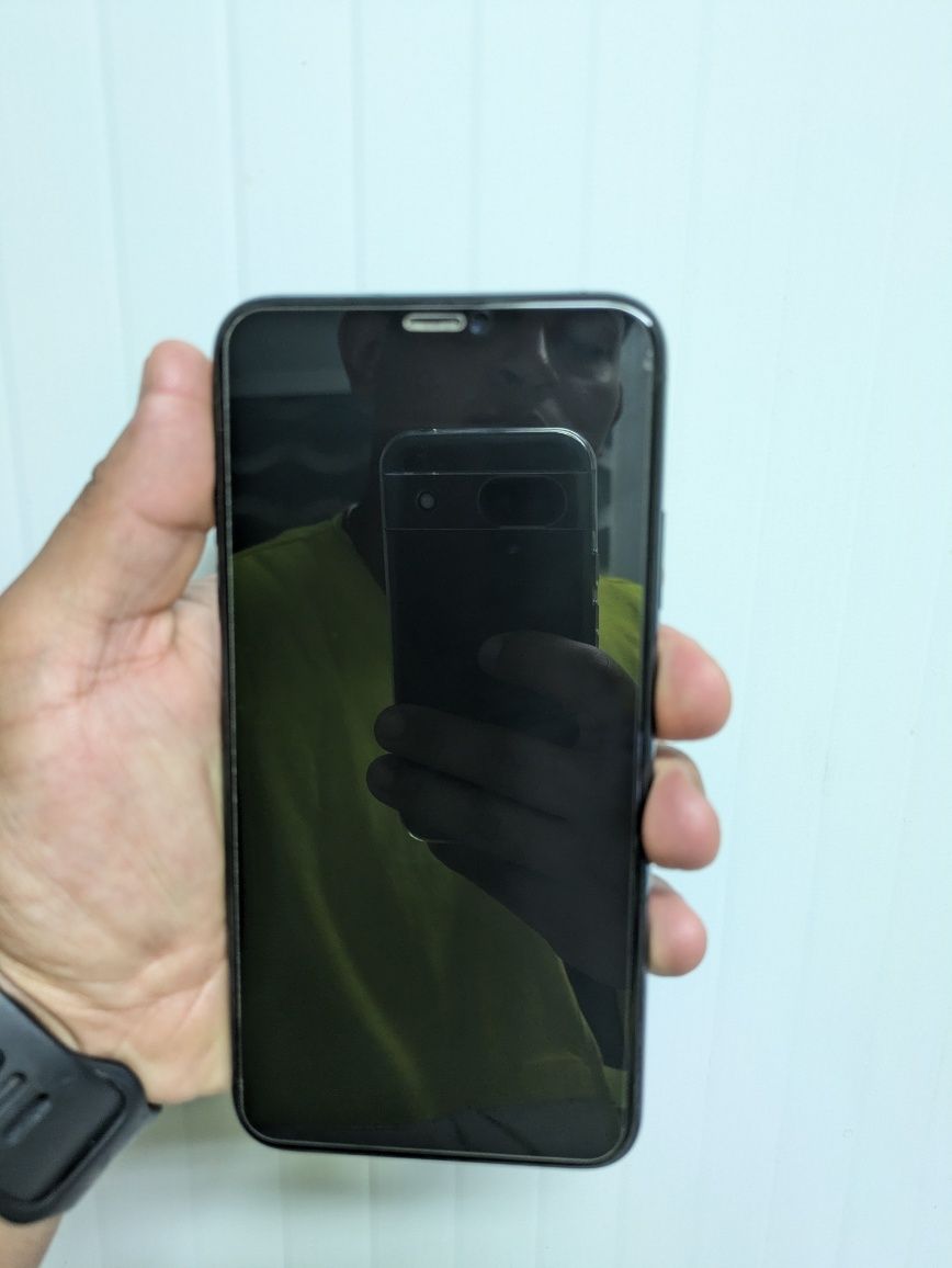 iPhone 11 pro max 64gb