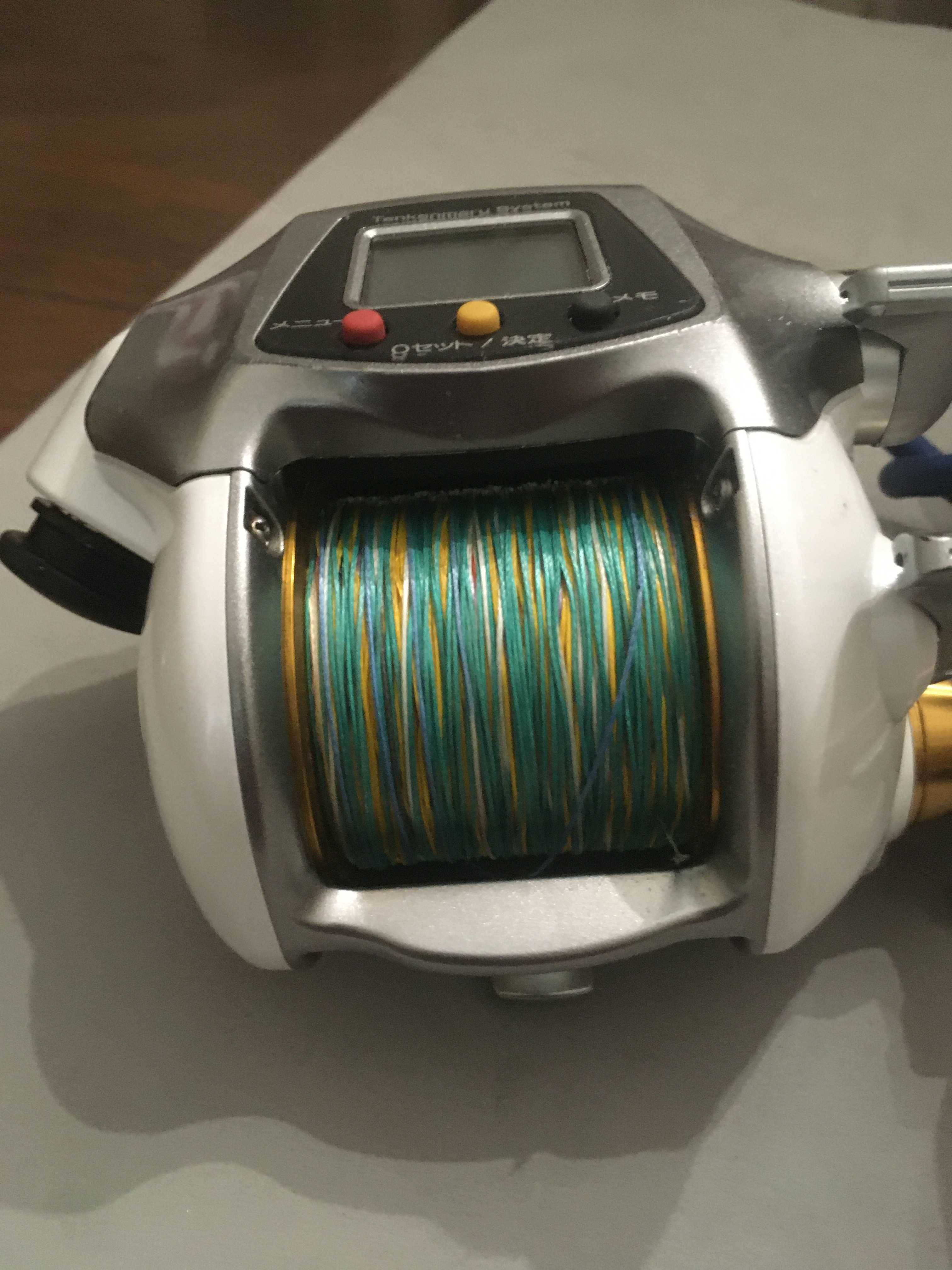 Carreto elétrico SHIMANO 3000XH
