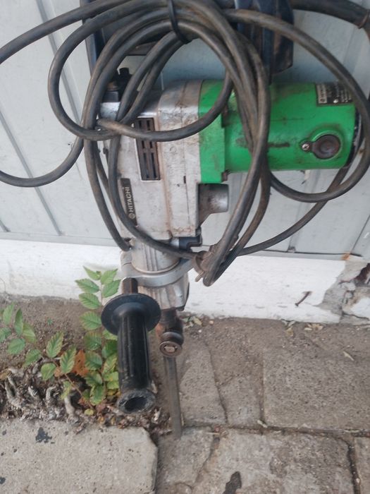 Młot do kucia Hitashi