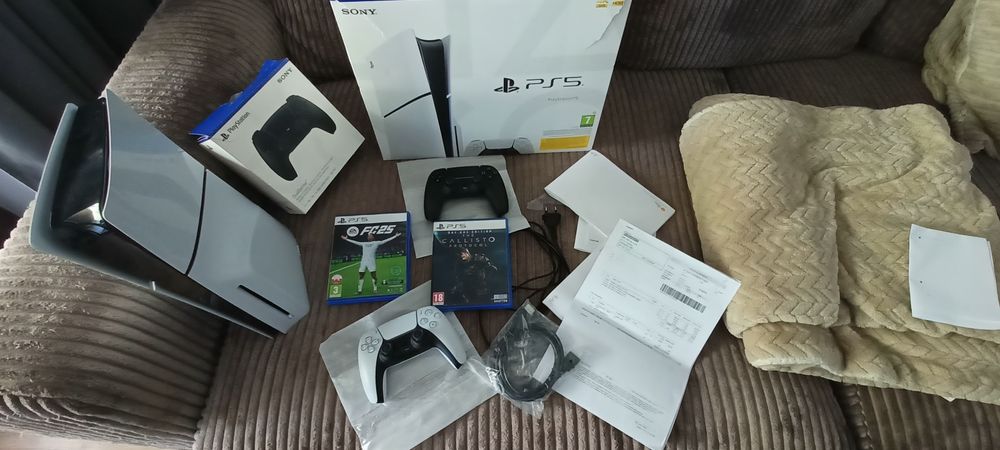 Konsola PS 5 nowa, ubezpieczona