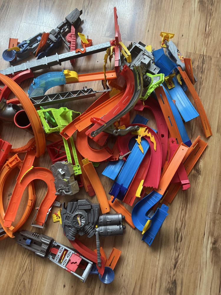 Tory Hot Wheels Wall Tracks Mega Jump inne