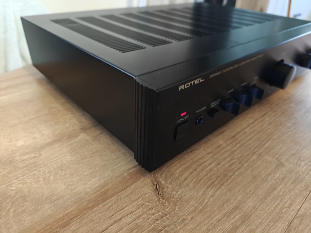 Rotel RA-971 MkII