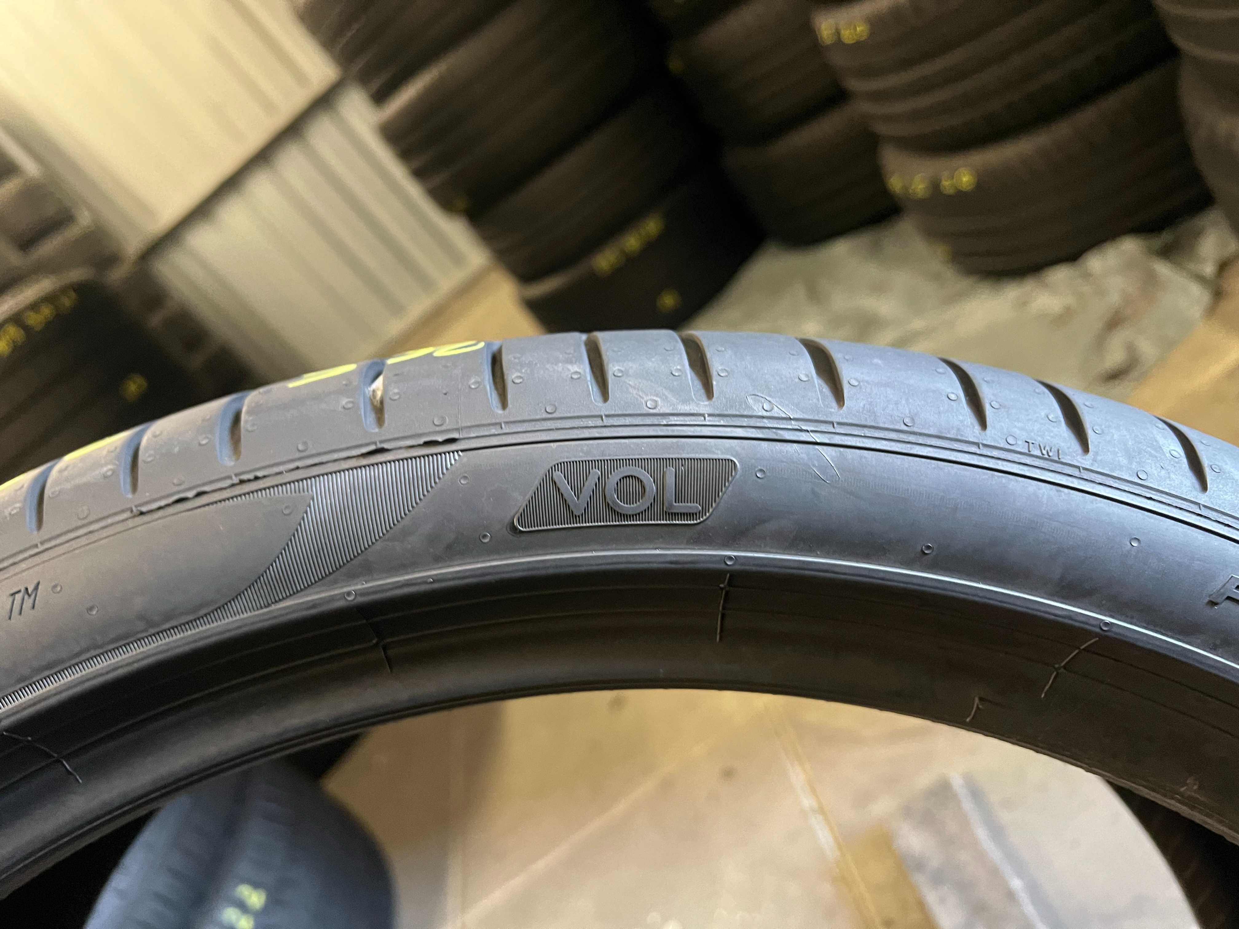Opona letnia 265/35/R22 Pirelli P Zero PZ4 / 2021r  - 1 sztuka