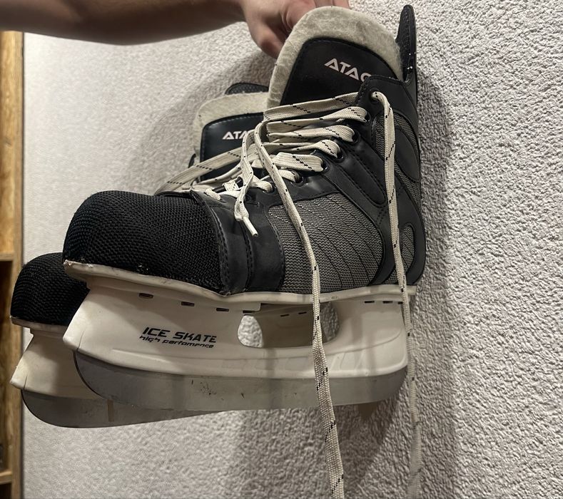 Ковзани 42 розміру