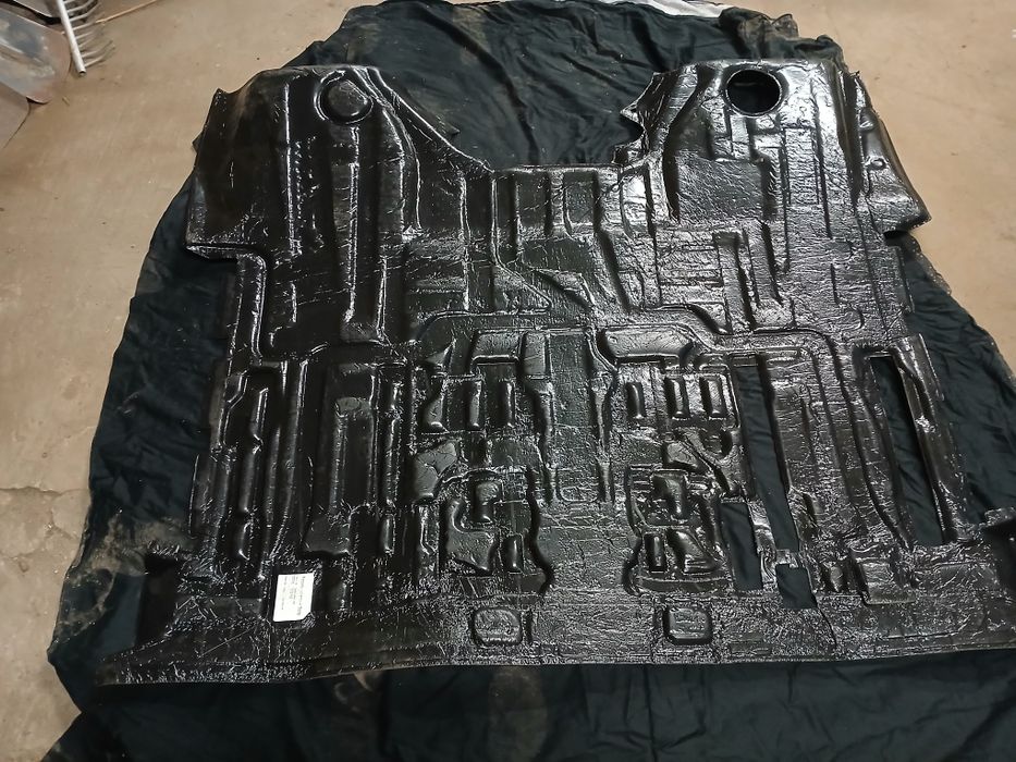 Dywan Iveco podłoga Iveco wykładzina Iveco kabiny Iveco Daily nowa