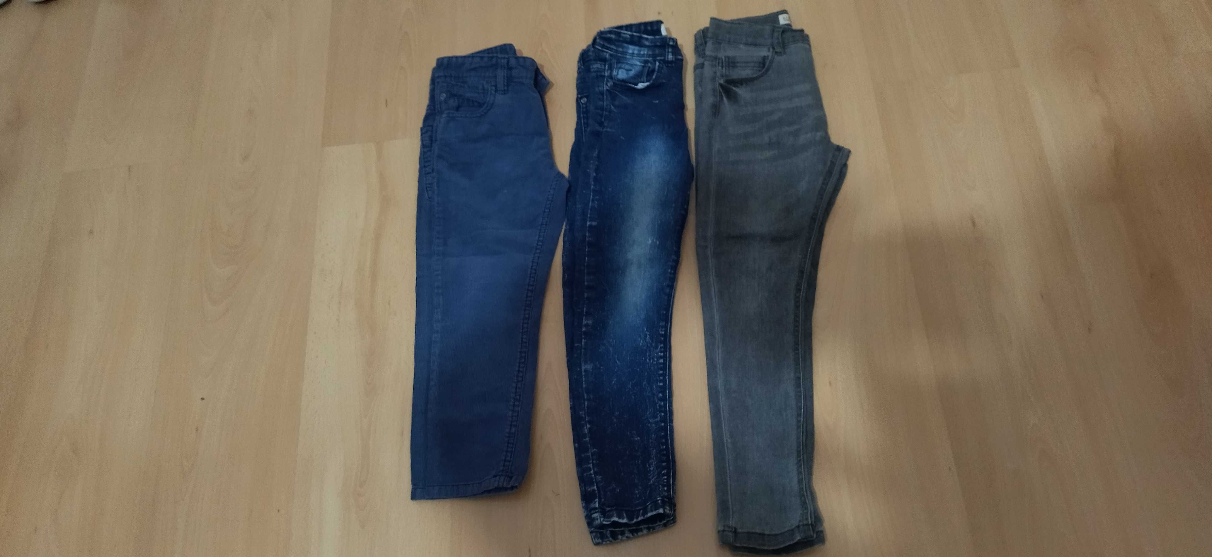 Lote calças jeans criança dos 4 aos 7 anos -grande oportunidade