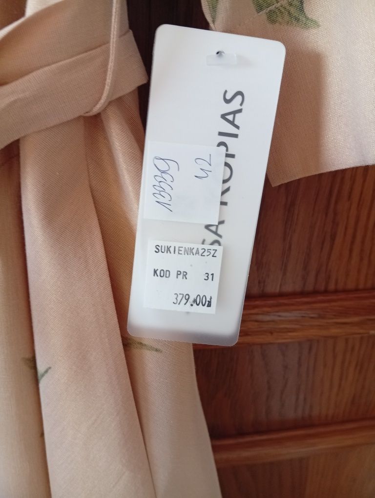 Sukienka elegancka