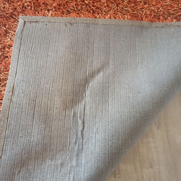 Carpete com 2 tons de laranja