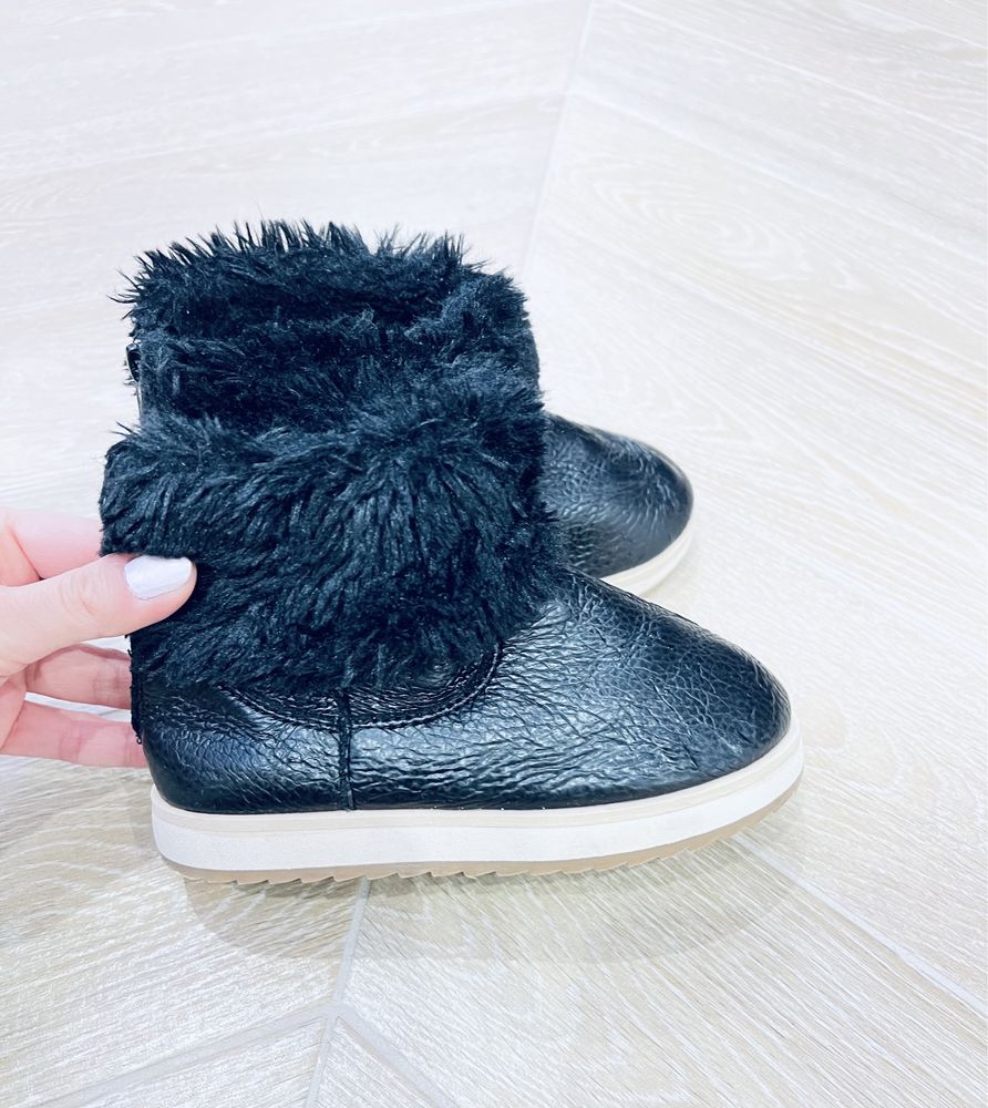 Buty zimowe kozaczki z futerkiem Zara