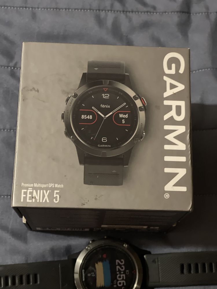 Годинник Garmin Fenix 5