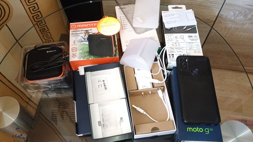 Motorola G50 + głośnik bluetooth +