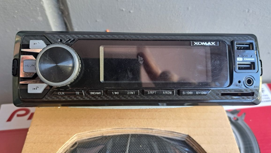 Radio com Bluetooth Xomax + colunas  Pionner