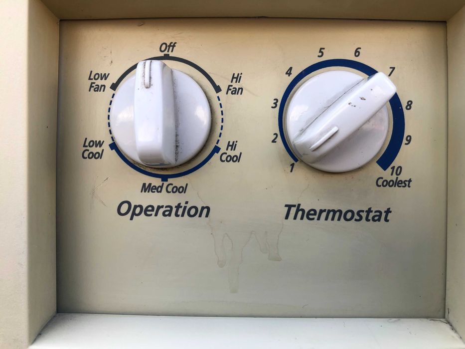 Кондиционер оконный Samsung AW07FOSEA б/у до 20 м2 не требует монтажа