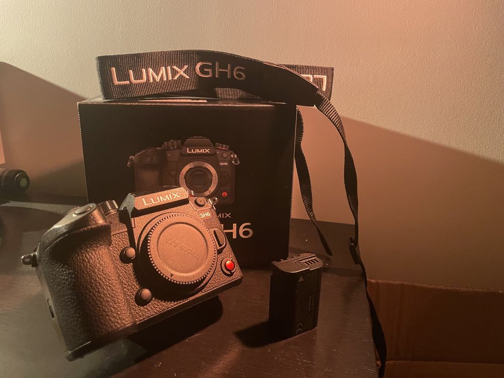 Panasonic Lumix GH6 - 2022