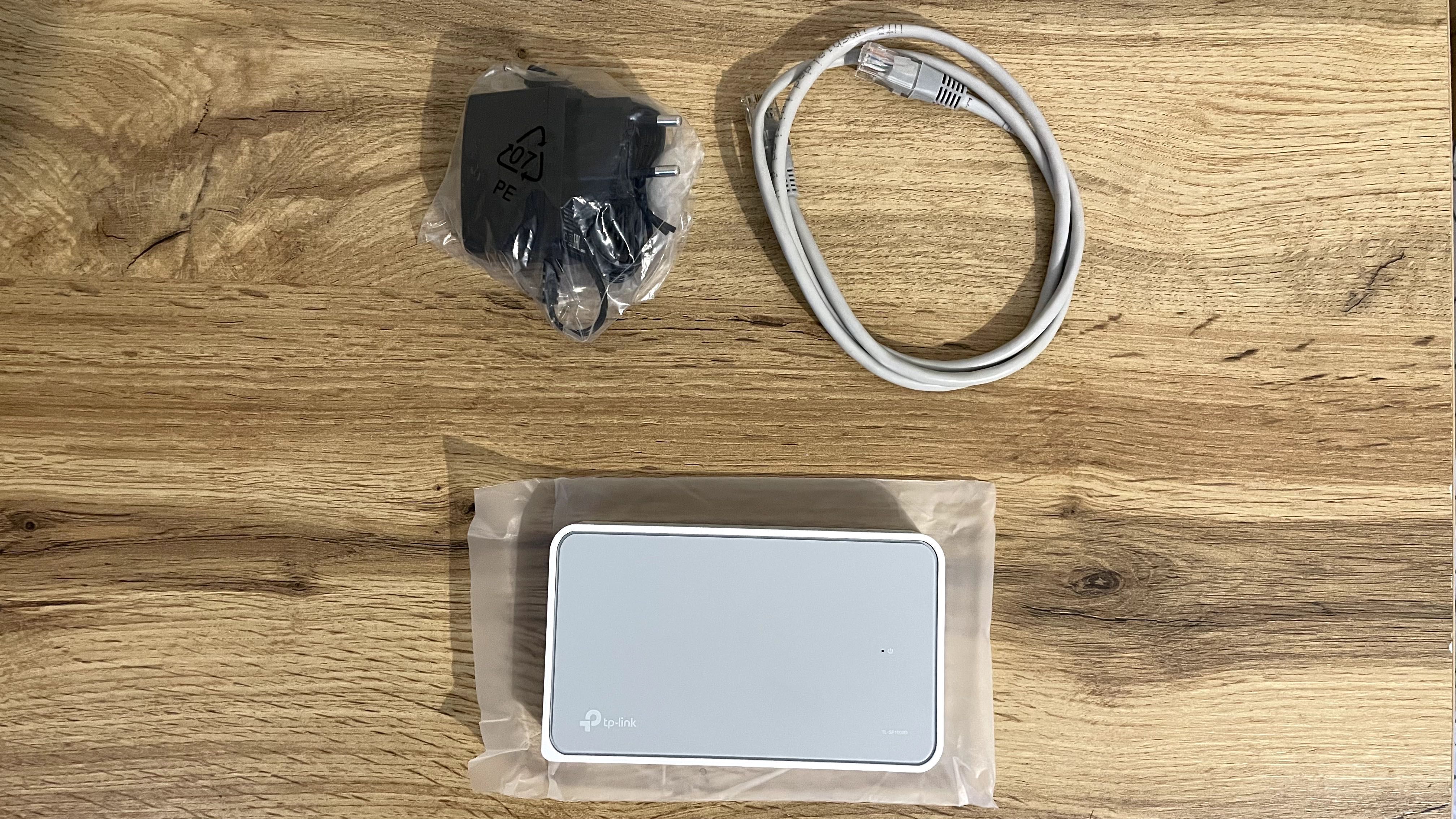 Продам TP-Link TL-SF1008D