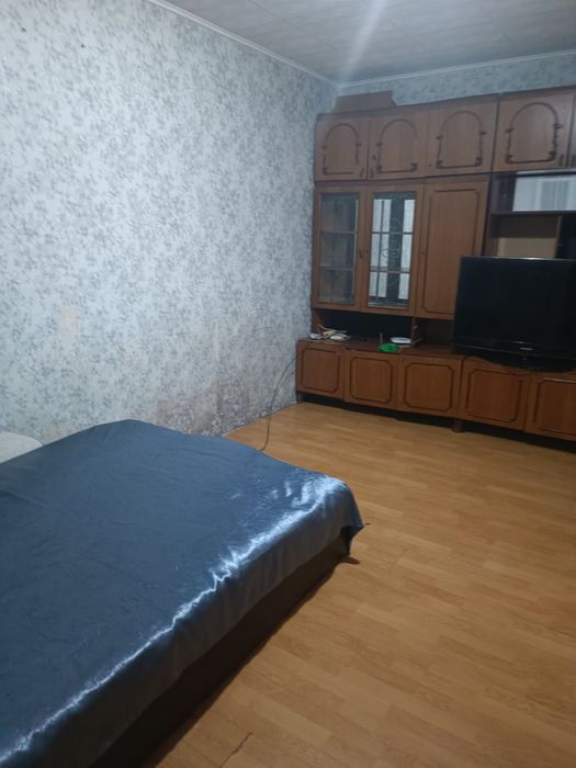 Здається 1 кім. панелька по вул. Воробкевича