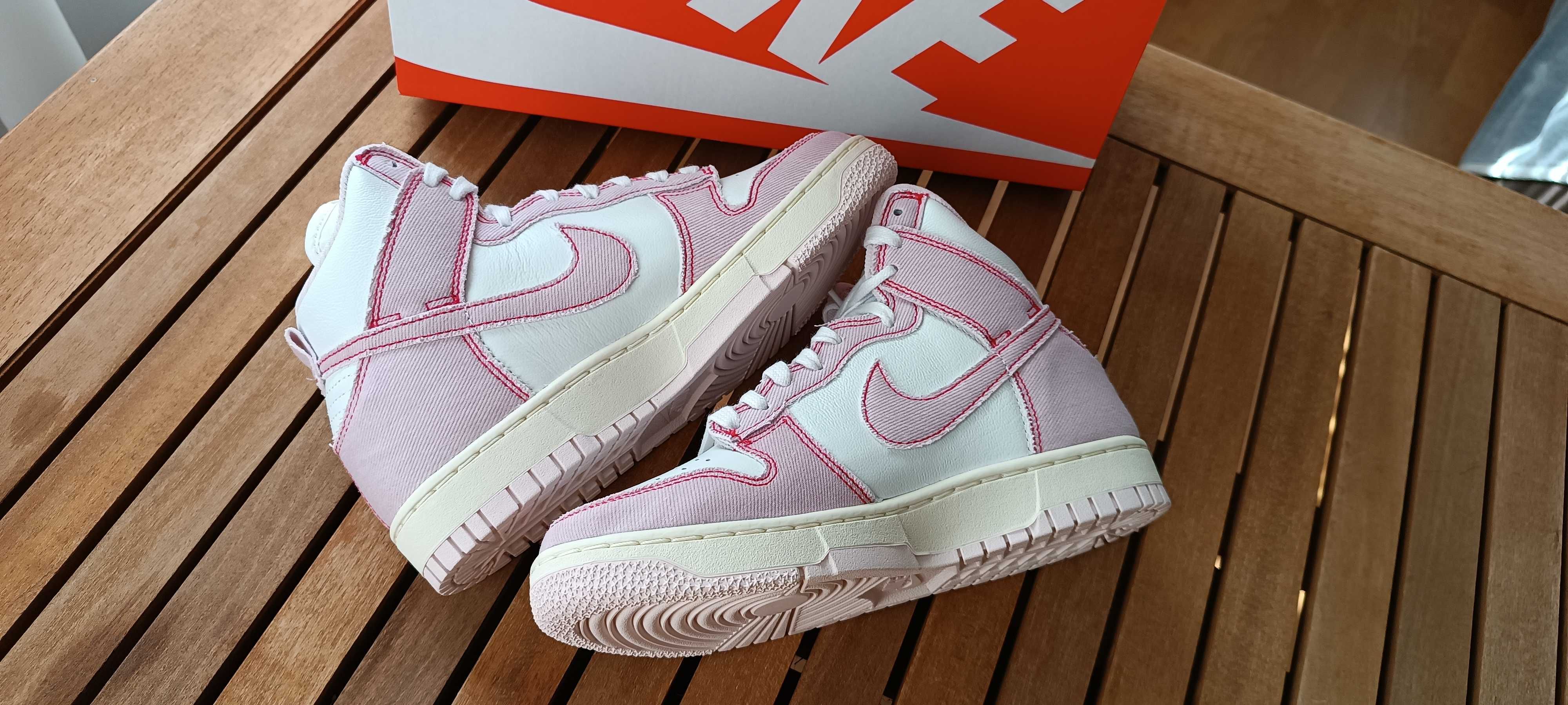 (r. 36 - 23,5 cm) Nike Dunk High 1985 Barely Rose Denim DQ8799,-100