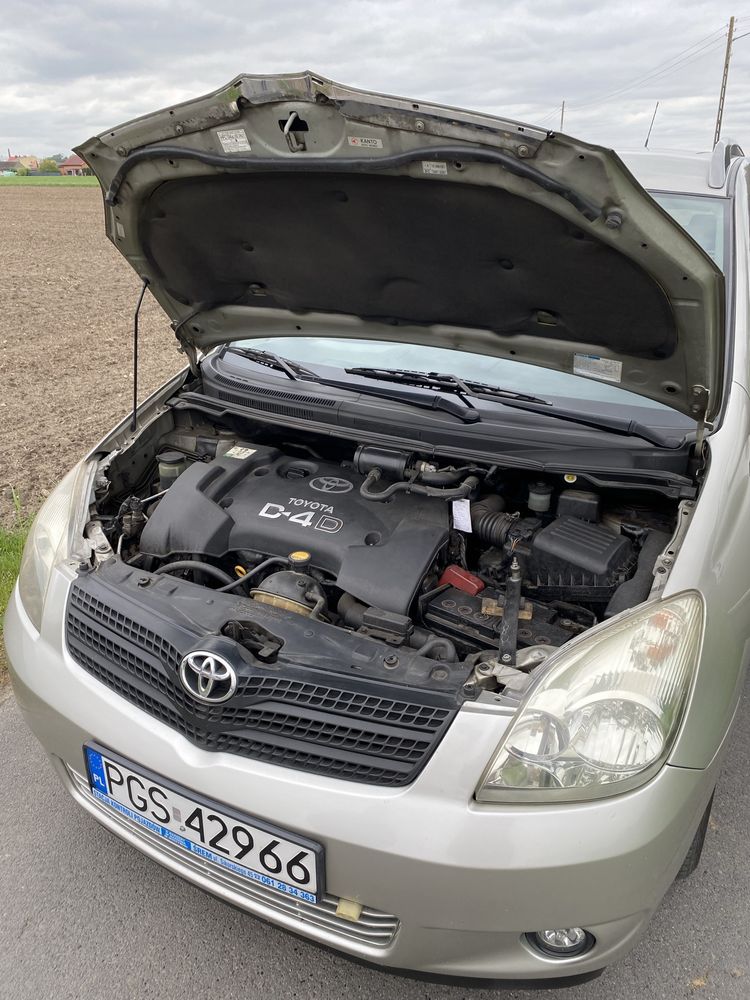 Toyota Corolla Verso 2.0 Diesel piękny zadbany