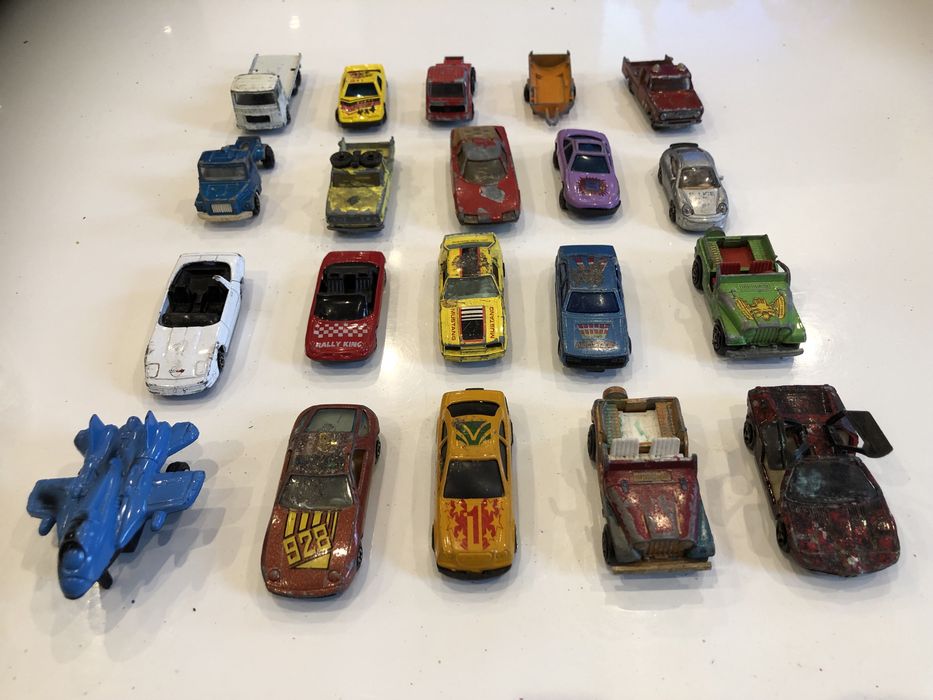 20 szt.Resoraki Auta Majorette Mattel Hot Wheels nr.14