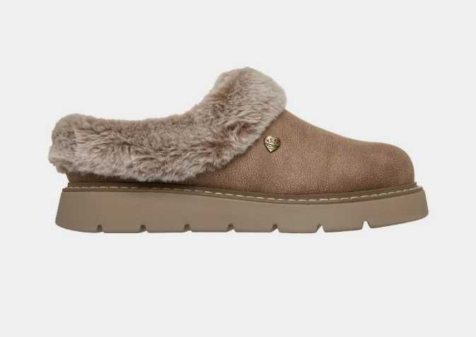 Оригінальні жіночі капці skechers/капці світло-коричневі скечерс