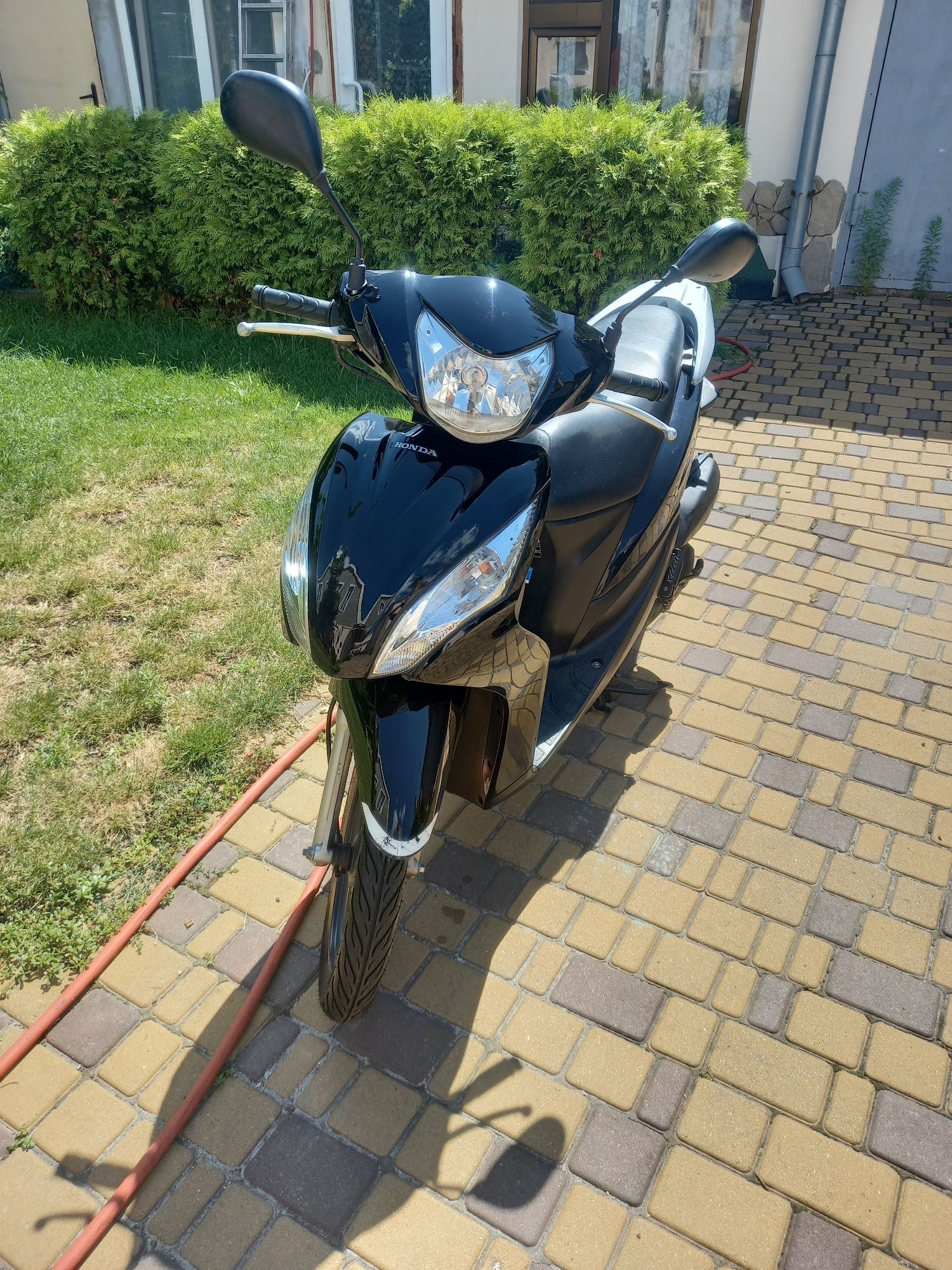 Скутер Honda DIO JF31 110 cc контейнер
