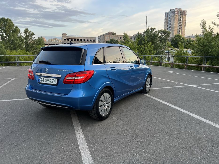 Mercedes B250 electric drive