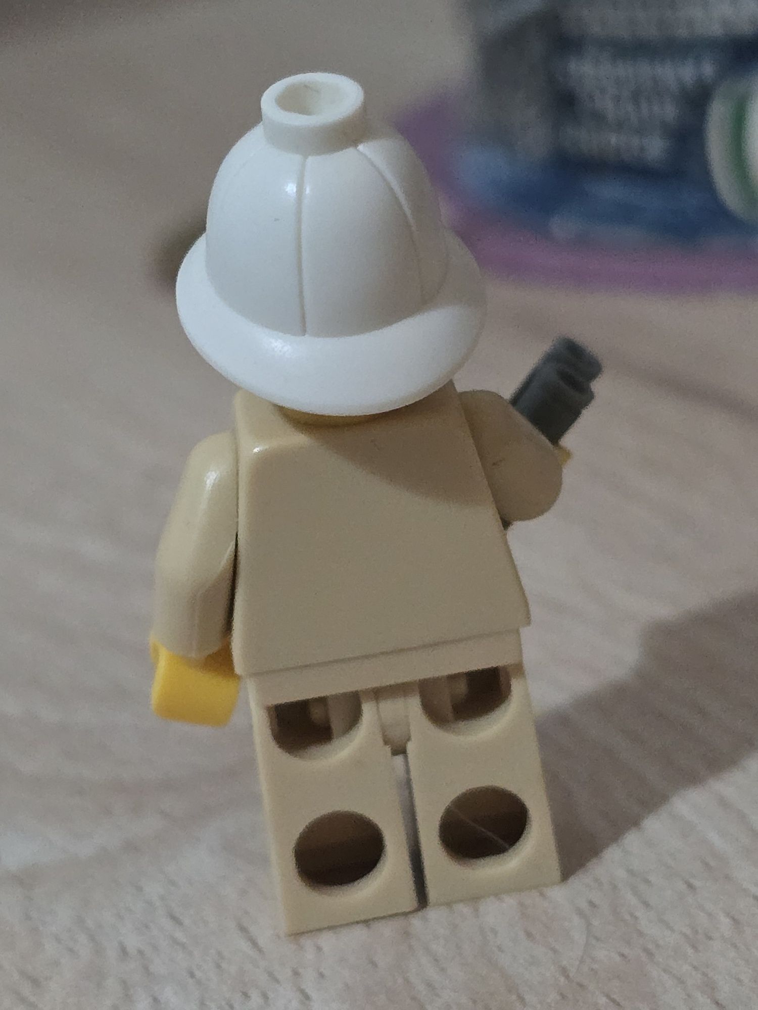 LEGO Odkrywca - figurka ludzik 8684