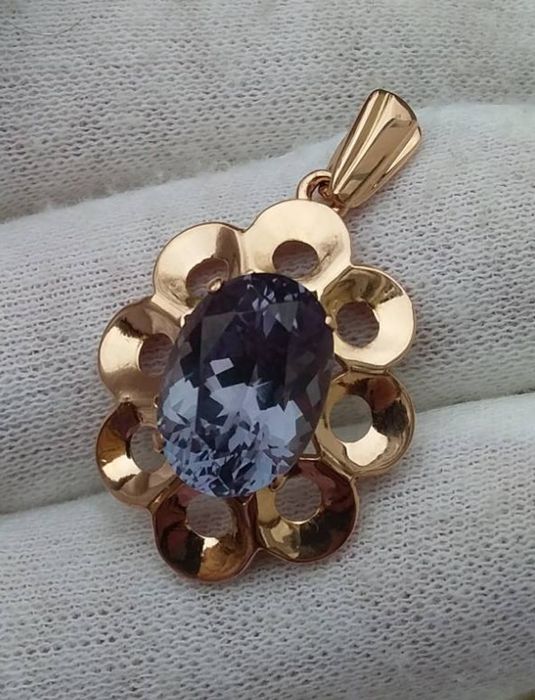 Золотой кулон ссср с александритом