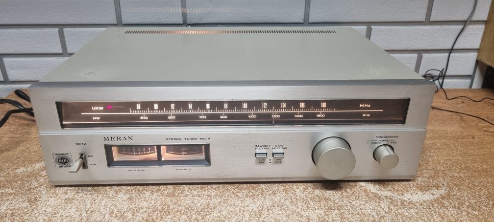 Tuner radiowy VISONIK MERAN 6502 HI-FI Stereo